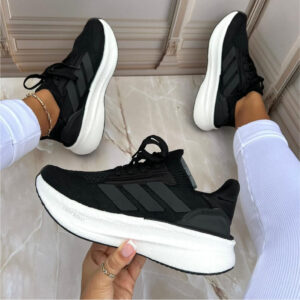 Adidas UltraBoost - Mujer