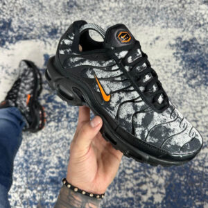 Nike TN - Hombre - Gris/Naranja